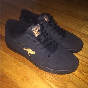 Kangaroos Sneakers